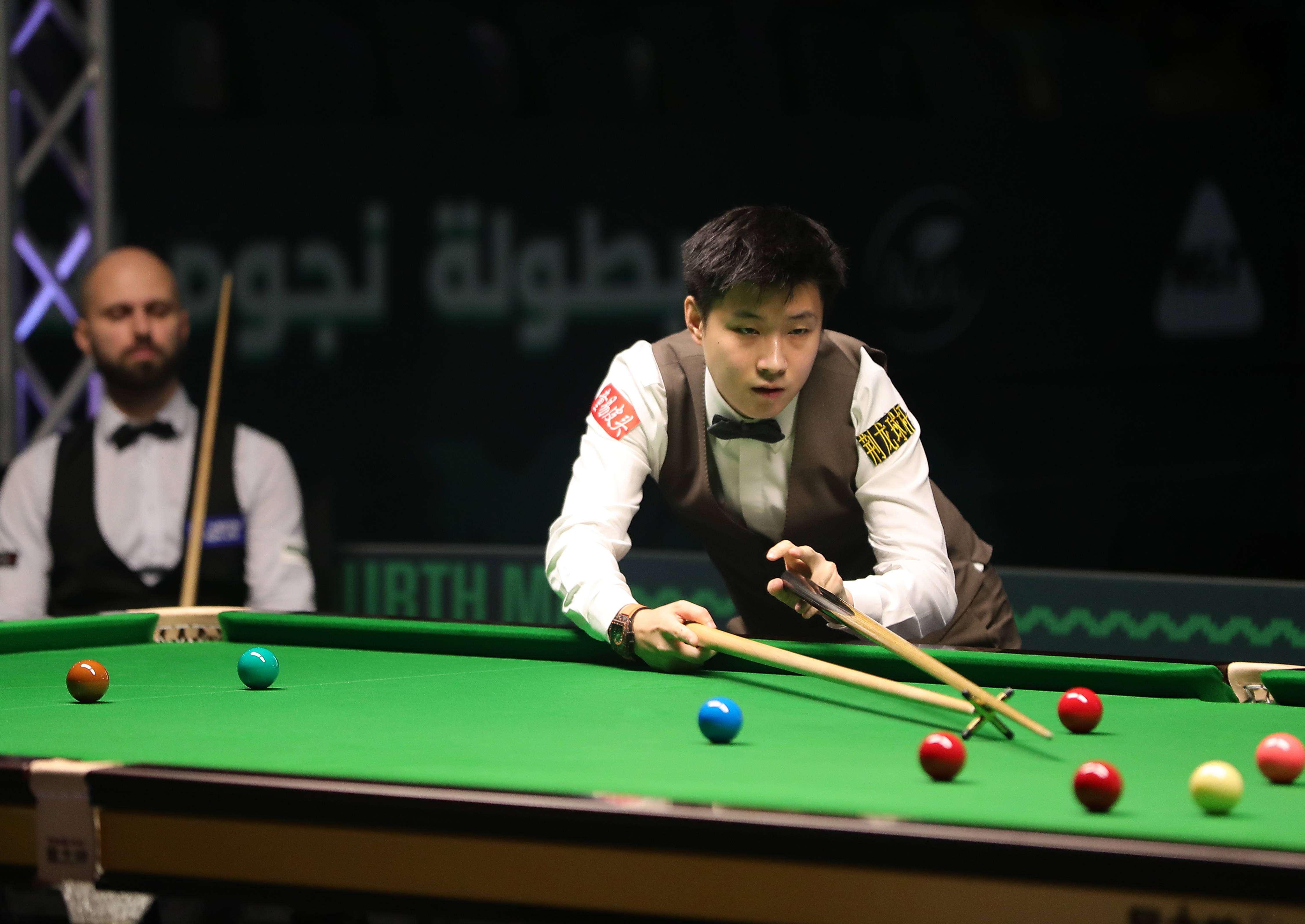 的支持下 的支持下