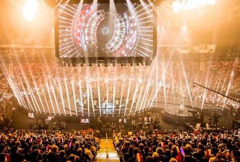 比赛通常在 比赛通常在