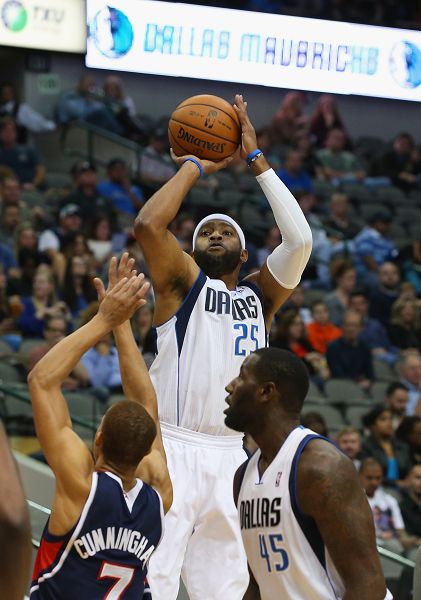 体育官方：曼联球员桑乔租借加盟切尔西队